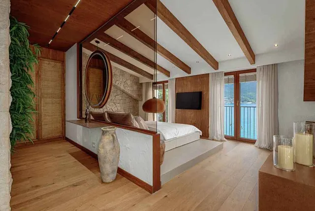 5★ Boutique-Hotel und Luxusvilla in erster Meereslinie zum Verkauf – Kotor, Dobrota — photo 26